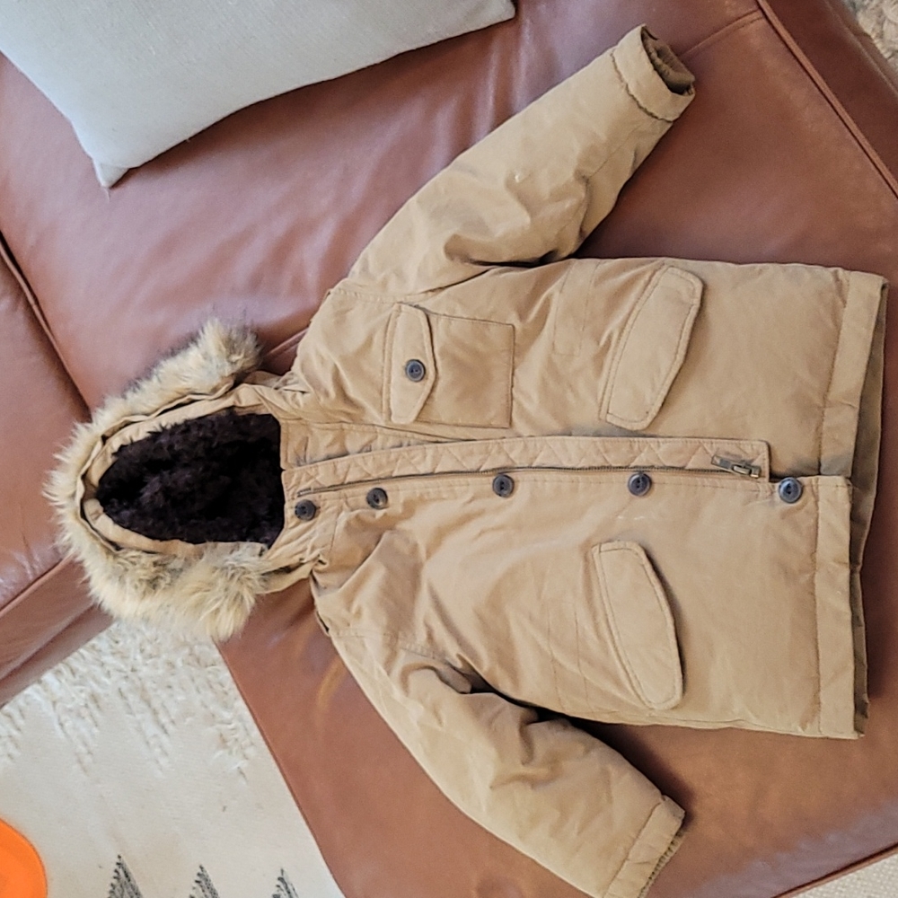 GAP boys winter coat size 4 years